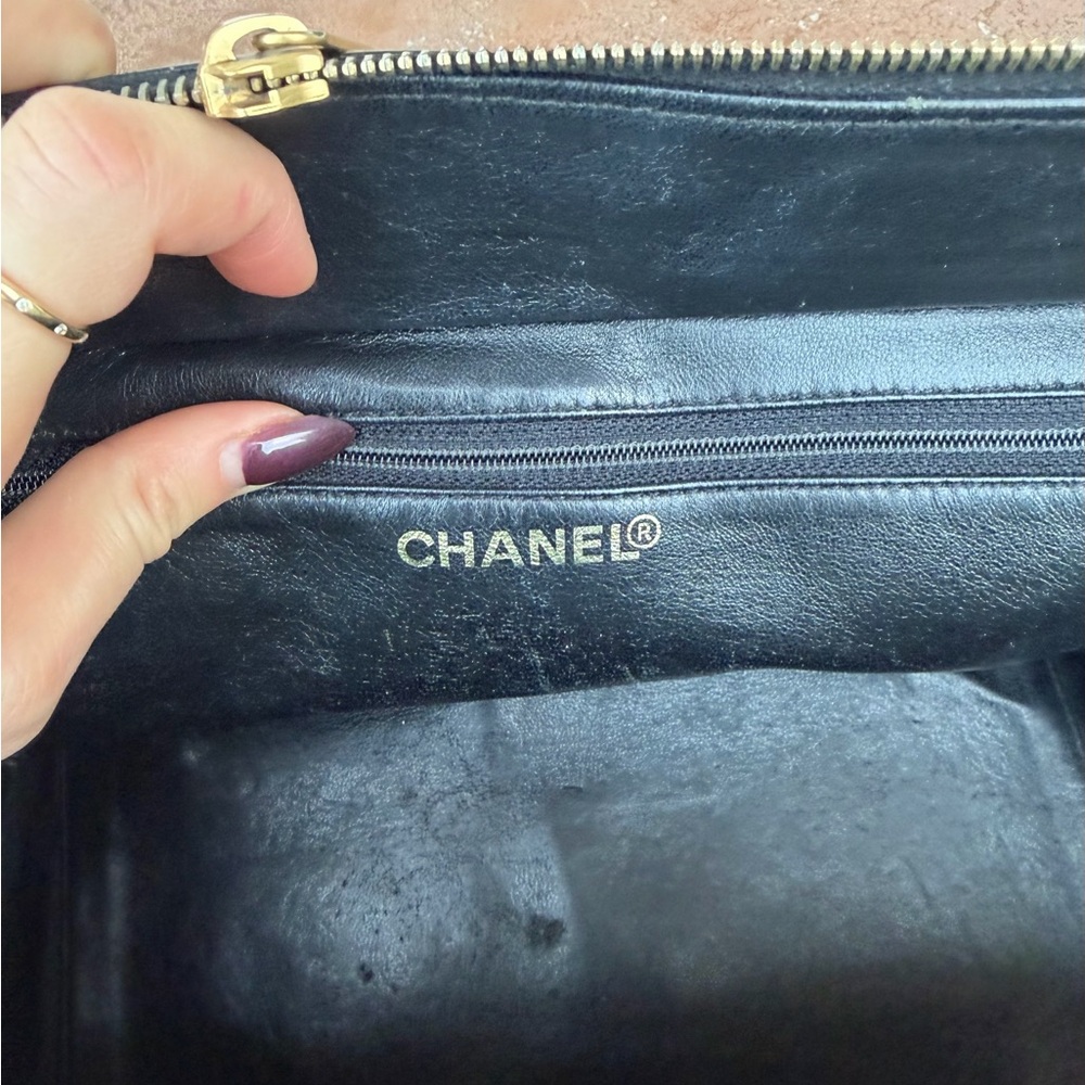 Chanel Caviar Quilted Petit Timeless Tote PTT Black - Picture 11 of 14